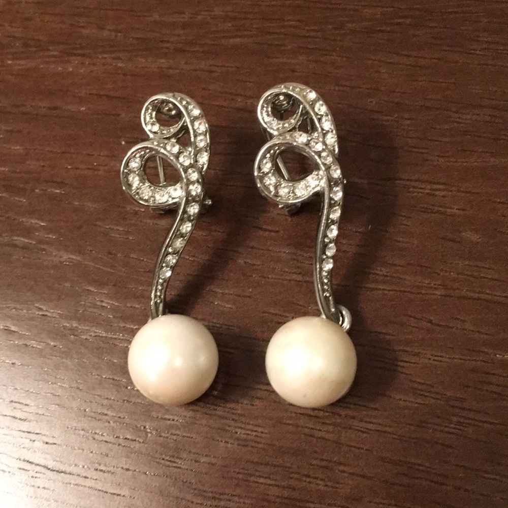 💎SALE💎 diamonds & pearl drop earrings